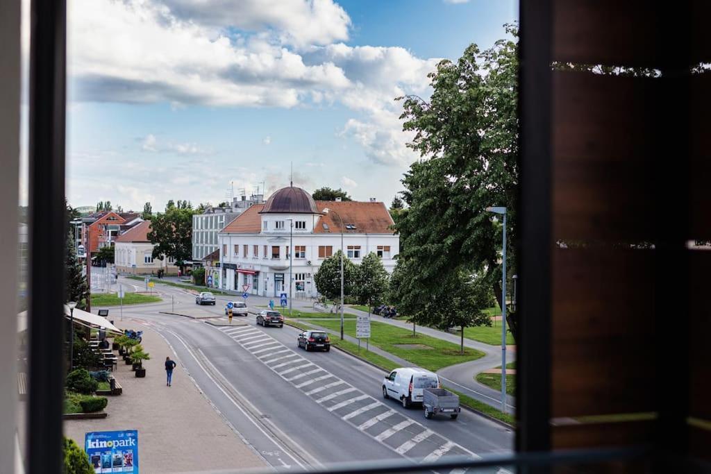 Apartman Lux Self Check-In Virovitica Buitenkant foto