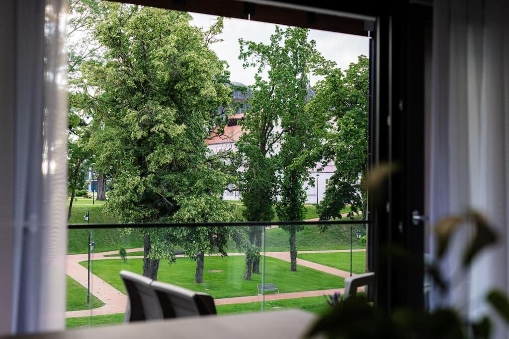 Apartman Lux Self Check-In Virovitica Buitenkant foto